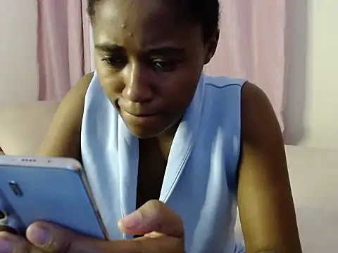 savage laura online show from November 2025 11:38:02 AM