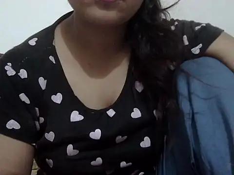 shekira99 online show from October 2025 07:55:02 PM