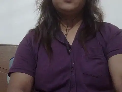 shekira99 online show from February 2026 02:18:01 PM