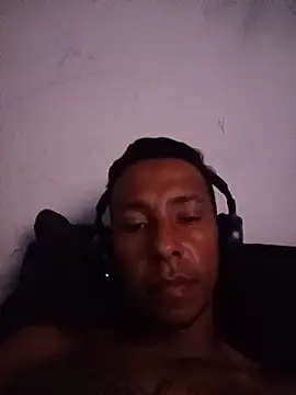 jhonjhon2131 online show from May 2026 12:43:02 PM