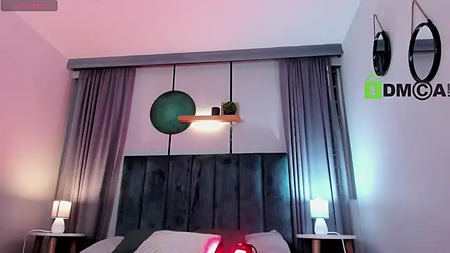 Snapshot of CoralineRicce_ chatting on November 2025 09:58:01 PM CoralineRicce online show from November 2025 09:58:01 PM