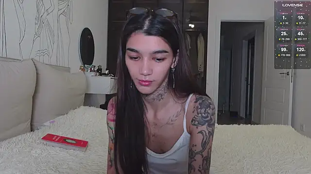 vinkitinkii online show from November 2025 04:39:01 PM