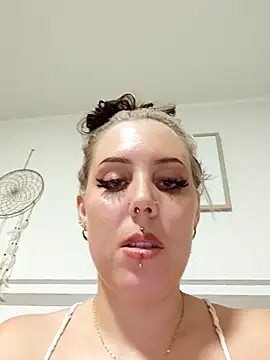 Snapshot of Provocunt chatting on September 2025 07:02:01 AM Provocunt online show from September 2025 07:02:01 AM