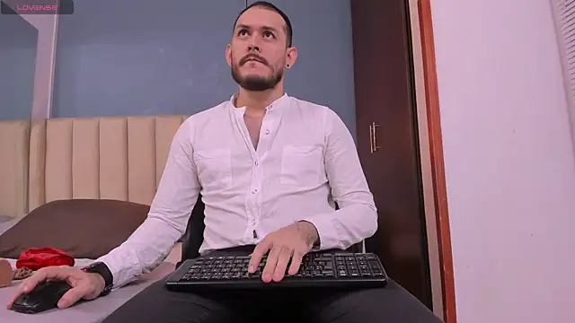 jeanpiere  online show from November 2025 03:29:01 AM