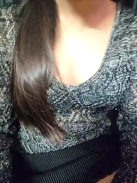 Snapshot of Roshni_98 chatting on November 2025 04:52:02 PM Roshni 98 online show from November 2025 04:52:02 PM