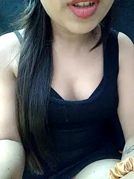 Snapshot of Roshni_98 chatting on November 2025 07:05:02 AM Roshni 98 online show from November 2025 07:05:02 AM