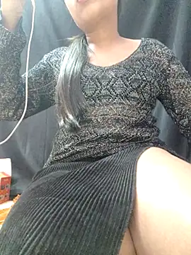 Snapshot of Roshni_98 chatting on December 2025 05:41:02 PM Roshni 98 online show from December 2025 05:41:02 PM