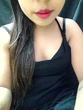 Snapshot of Roshni_98 chatting on May 2026 06:48:02 PM Roshni 98 online show from May 2026 06:48:02 PM