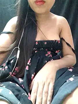 Snapshot of Roshni_98 chatting on June 2026 06:56:01 AM Roshni 98 online show from June 2026 06:56:01 AM