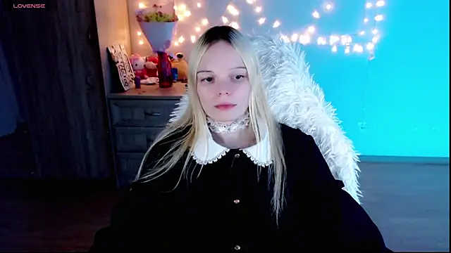 Emily Nyaffee online show from February 2025 03:12:01 AM