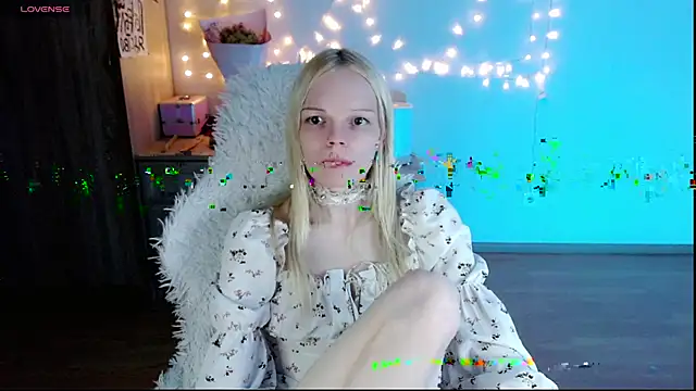 Emily Nyaffee online show from March 2025 02:10:01 AM