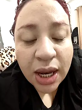 Snapshot of anacohen chatting on December 2025 08:07:02 PM anacohen online show from December 2025 08:07:02 PM