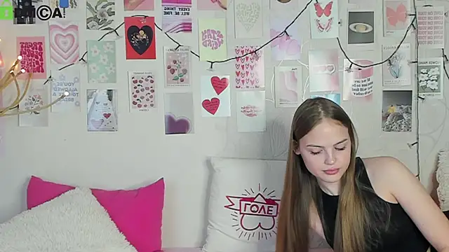 Snapshot of little_radiant_sun chatting on January 2026 09:36:02 AM little radiant sun online show from January 2026 09:36:02 AM