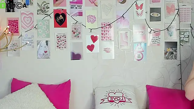 Snapshot of little_radiant_sun chatting on January 2026 09:35:02 AM little radiant sun online show from January 2026 09:35:02 AM