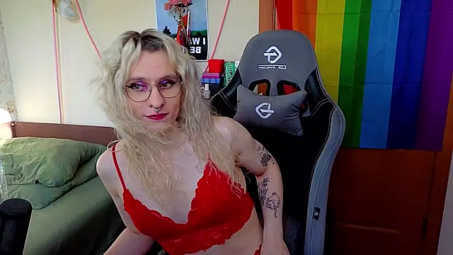 Lori Myaf online show from July 2026 03:06:02 PM