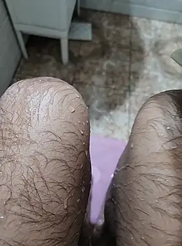 Snapshot of surfer_fun29 chatting on December 2024 03:30:02 AM surfer fun29 online show from December 2024 03:30:02 AM