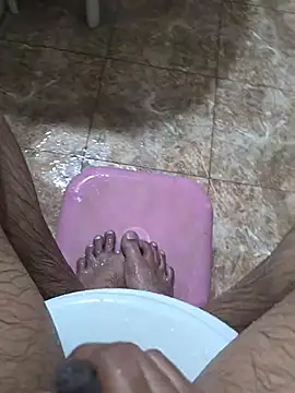 Snapshot of surfer_fun29 chatting on March 2025 03:45:01 AM surfer fun29 online show from March 2025 03:45:01 AM