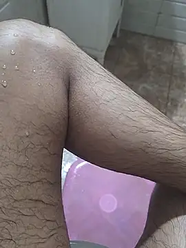 Snapshot of surfer_fun29 chatting on March 2025 03:31:01 AM surfer fun29 online show from March 2025 03:31:01 AM