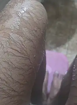 Snapshot of surfer_fun29 chatting on October 2025 07:53:02 AM surfer fun29 online show from October 2025 07:53:02 AM