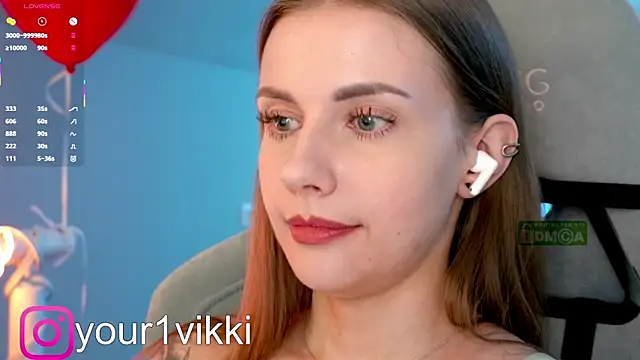 Snapshot of Vikki_Cheese chatting on March 2025 09:43:02 PM Vikki Cheese online show from March 2025 09:43:02 PM