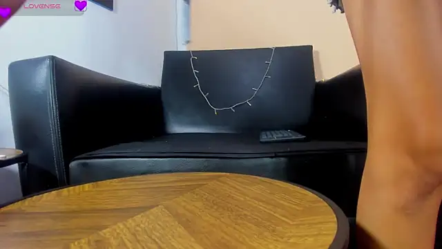 BRITANY WELLS  online show from December 2025 12:11:02 PM