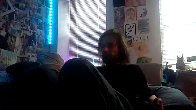 Snapshot of DownstairsSky chatting on December 2024 07:07:01 PM DownstairsSky online show from December 2024 07:07:01 PM