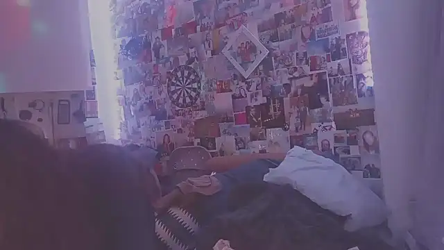 Snapshot of DownstairsSky chatting on February 2025 05:19:02 AM DownstairsSky online show from February 2025 05:19:02 AM