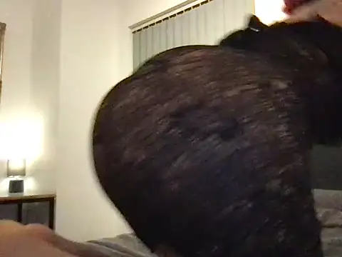 Erikaschinaider online show from October 2025 11:20:01 PM