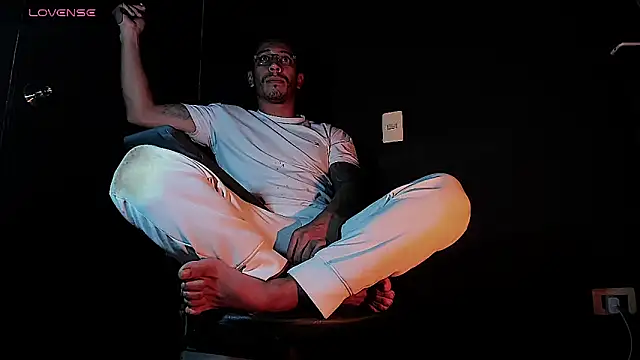 FuckHardlove online show from January 2026 04:43:02 PM