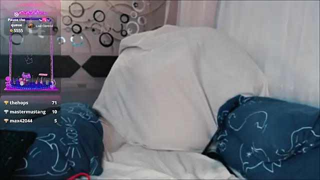 Snapshot of tia_meow chatting on January 2025 12:30:01 AM tia meow online show from January 2025 12:30:01 AM