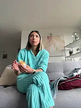 Ameellie online show from January 2026 04:12:02 PM