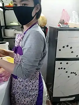 Snapshot of I_AM_NOT_A_SLUT chatting on October 2025 01:35:01 AM I AM NOT A SLUT online show from October 2025 01:35:01 AM