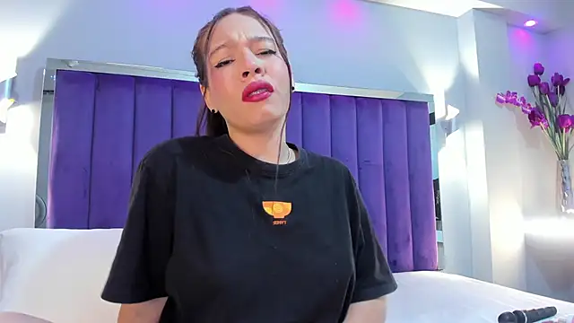 SaraRiley online show from October 2025 10:58:01 PM