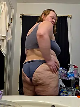 Snapshot of virgieblanca chatting on October 2025 04:32:01 AM virgieblanca online show from October 2025 04:32:01 AM