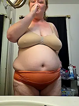 Snapshot of virgieblanca chatting on October 2025 03:05:02 AM virgieblanca online show from October 2025 03:05:02 AM