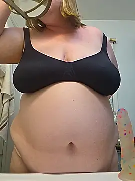 Snapshot of virgieblanca chatting on April 2026 02:31:01 AM virgieblanca online show from April 2026 02:31:01 AM