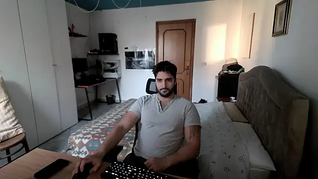 Alexox02 online show from December 2024 01:40:02 PM