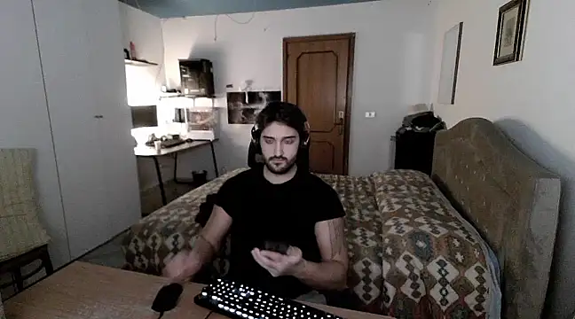 Alexox02 online show from December 2024 08:55:02 PM