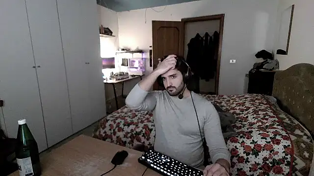 Alexox02 online show from January 2025 05:47:02 PM