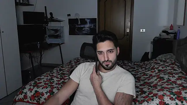 Alexox02 online show from October 2025 05:15:02 PM