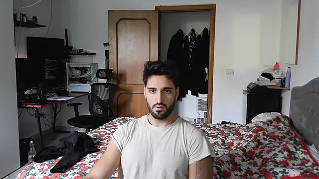 Alexox02 online show from October 2025 11:44:02 AM