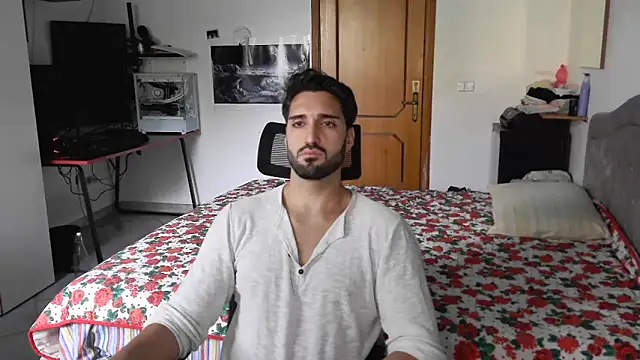 Alexox02 online show from October 2025 02:24:01 PM