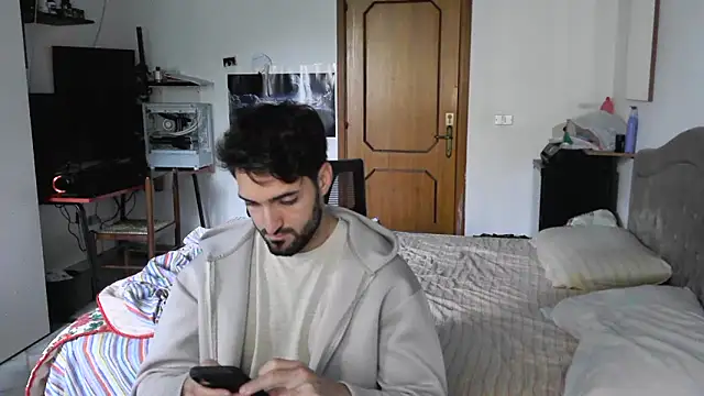 Alexox02 online show from November 2025 12:03:01 PM