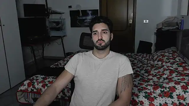 Alexox02 online show from December 2025 07:23:02 PM