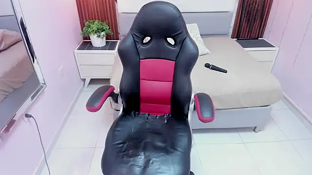 MILEY JOAS2 online show from March 2026 07:42:01 PM