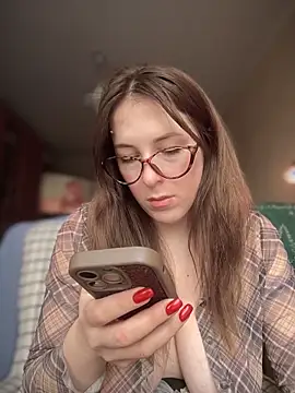 MommmyYummy online show from January 2026 11:12:01 AM