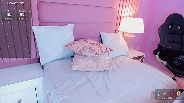 Snapshot of andrea_alvarz chatting on March 2025 07:54:02 AM andrea alvarz online show from March 2025 07:54:02 AM