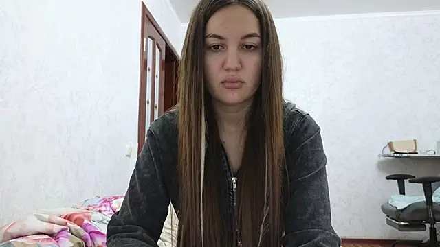 Nelly Fischer online show from January 2025 01:58:01 PM