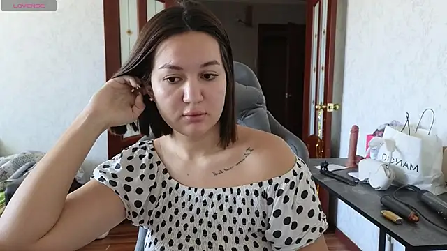 Nelly Fischer online show from March 2025 06:37:01 AM