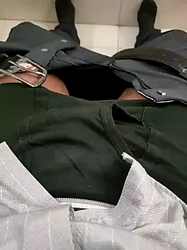 samlord261 online show from December 2024 10:10:02 AM